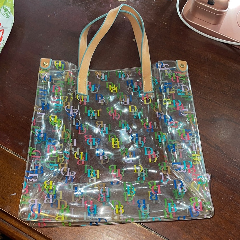 Dooney & Bourke IT LUNCH BAG
